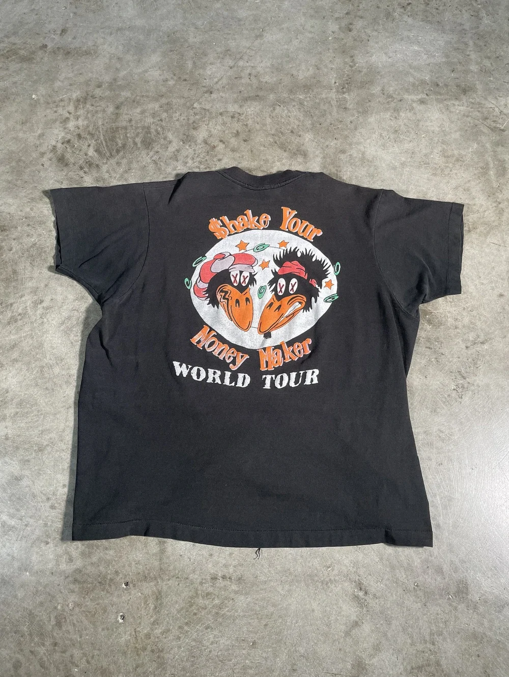 Vintage 90s Black Crows Rock Band Tour Tee 22x27 Faded - Picture 4 of 9